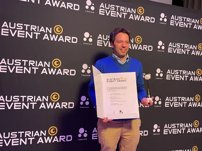 Martin Bardy siflux gewinnt zum 3. Mal den Austrian Event Award in der Kategorie Eventsicherheit.